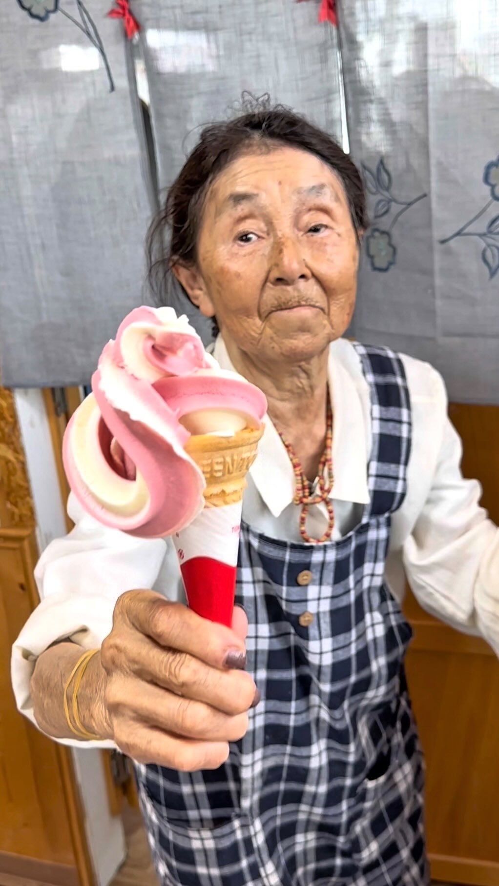 gacchi_gourmet 게시물 이미지: 【おばあちゃんが作る芸術品のようなソフトクリーム🍦】

三重県四日市市にある『しんちゃんのお店...