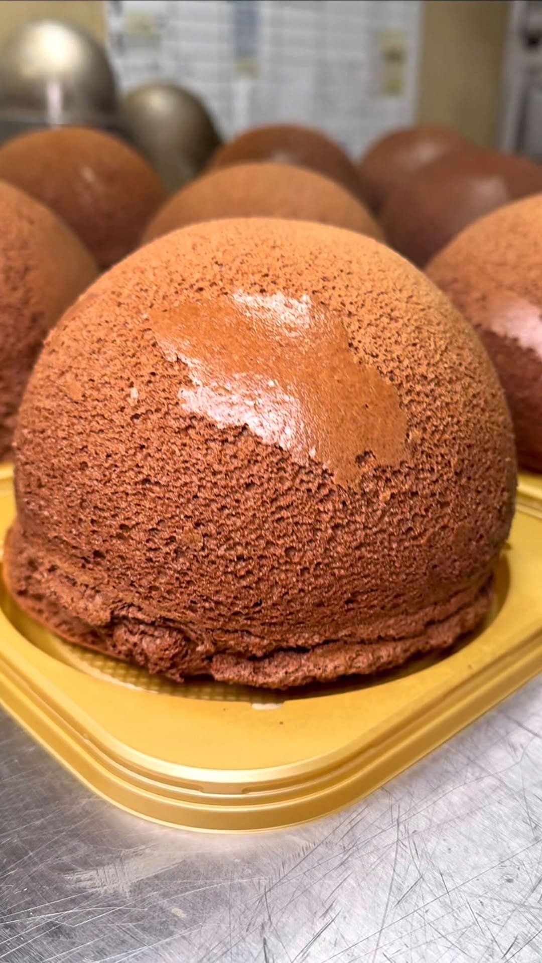 gacchi_gourmet 게시물 이미지: 【幸せを運ぶふわふわショコラドームケーキ🍫】

岐阜県垂井町にある『グルマンヴィタル』

フラ...