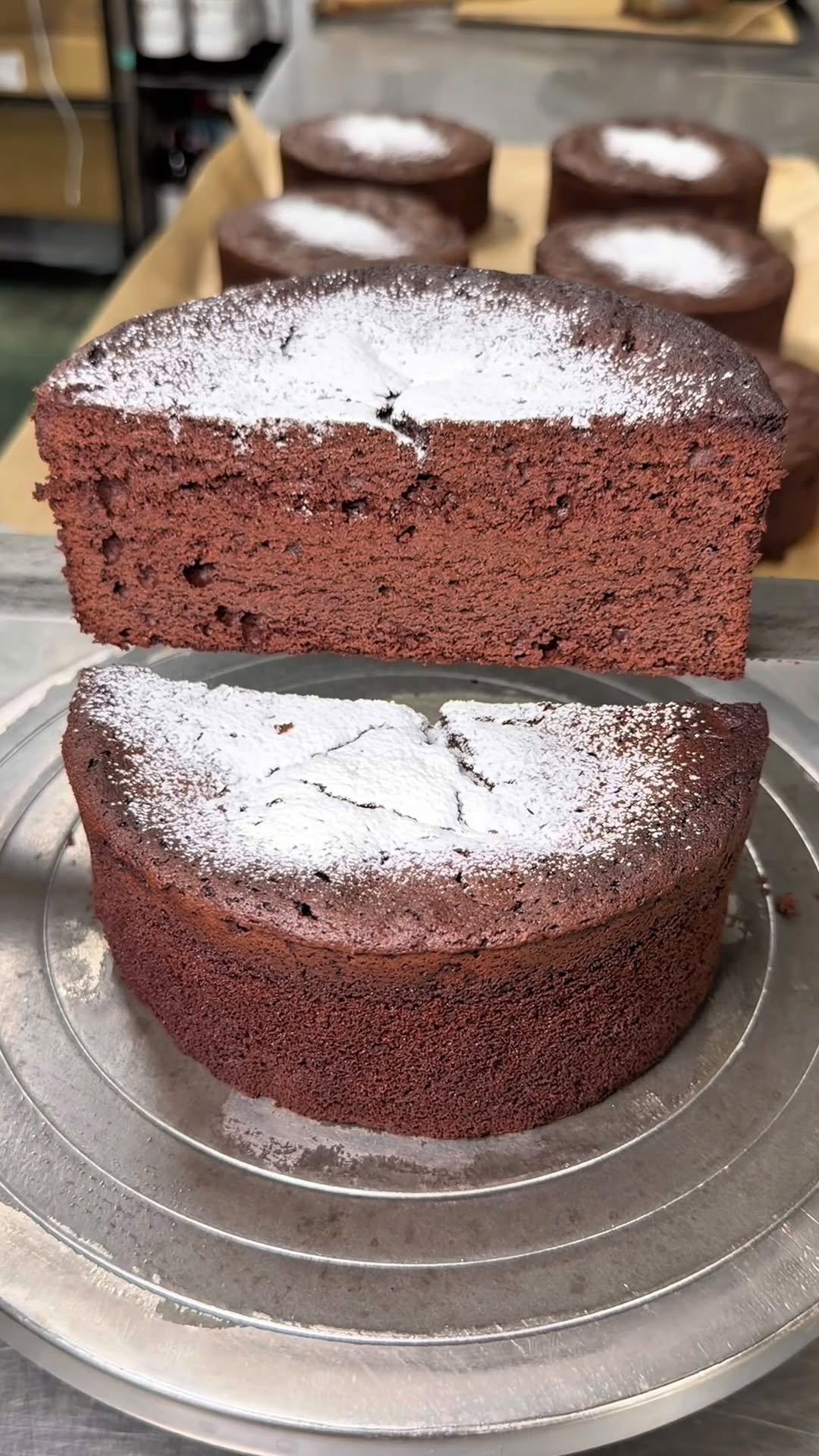 gacchi_gourmet 게시물 이미지: 【シンプルなのに贅沢！王道クラシックショコラ🍫】

岐阜県各務原市蘇原にある『たまご屋さん』
...