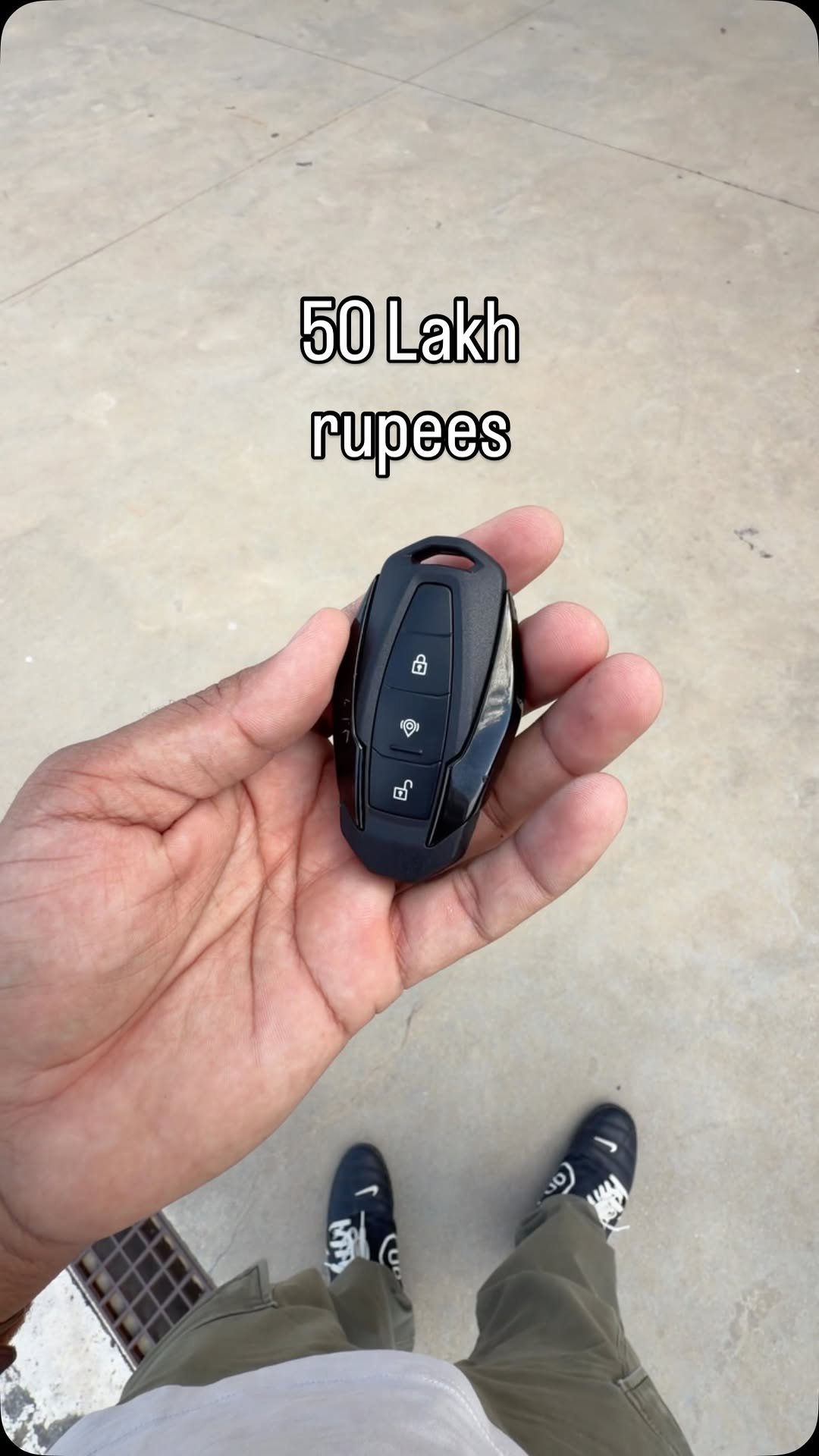 ganikgagan 게시물 이미지: Car keys can do so much these days that bike...