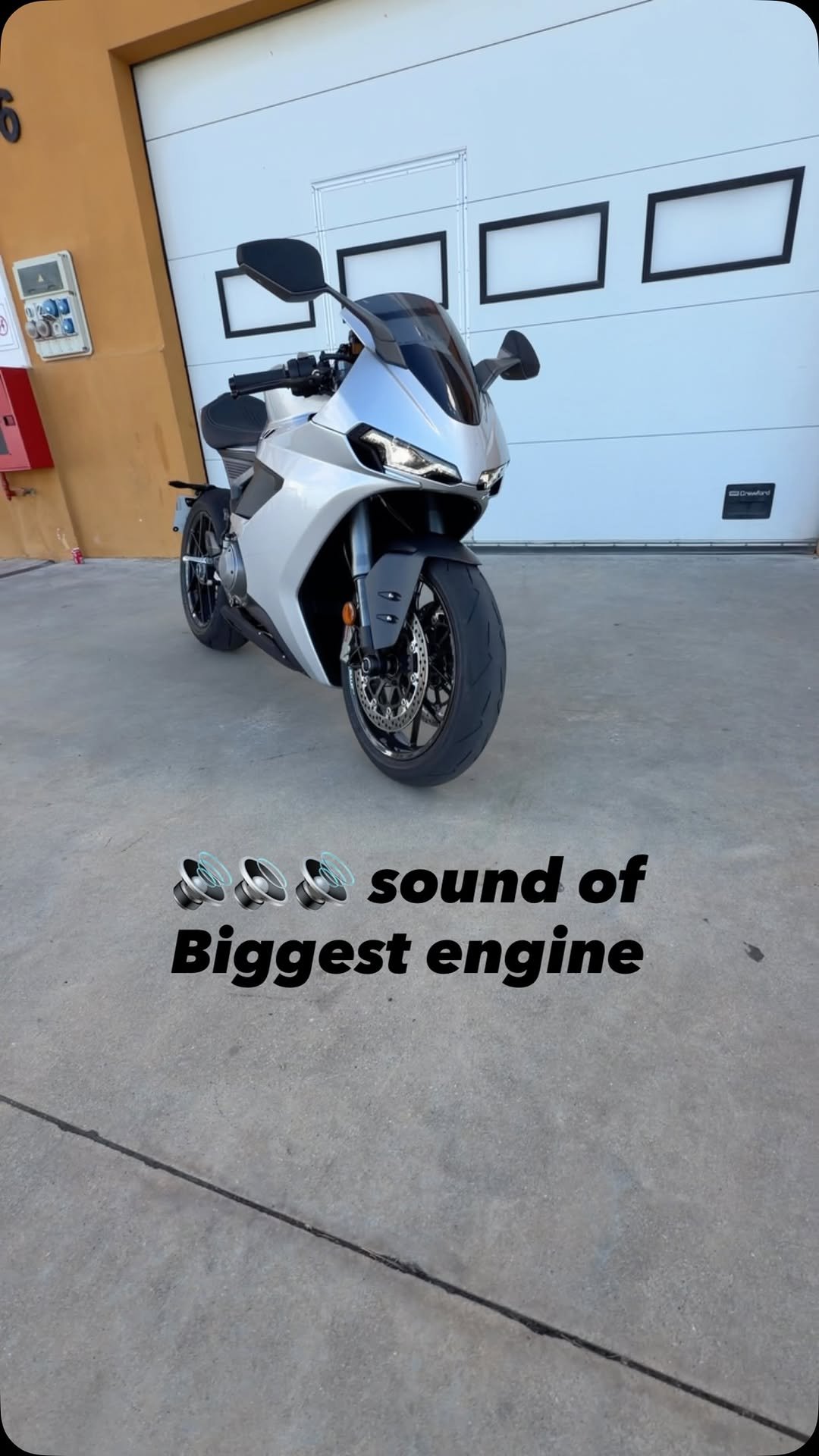 ganikgagan 게시물 이미지: Norton Manx R is finally out and I am riding...