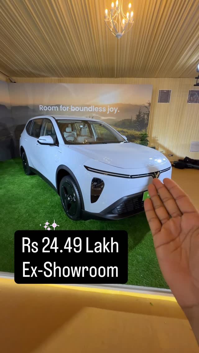 ganikgagan 게시물 이미지: Vinfast just launched their first 7 seater car...