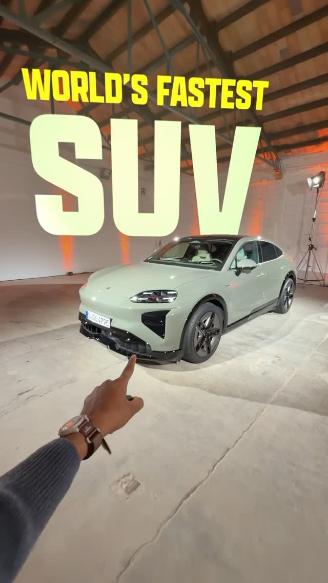 ganikgagan 게시물 이미지: Last month, Porsche showed me their Cayenne...