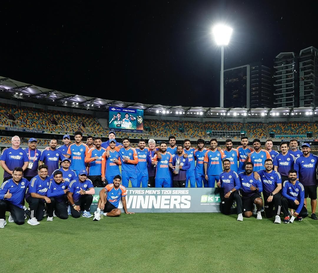 Photo by Gautam on November 08, 2025. May be an image of baseball, scoreboard, crowd and text.