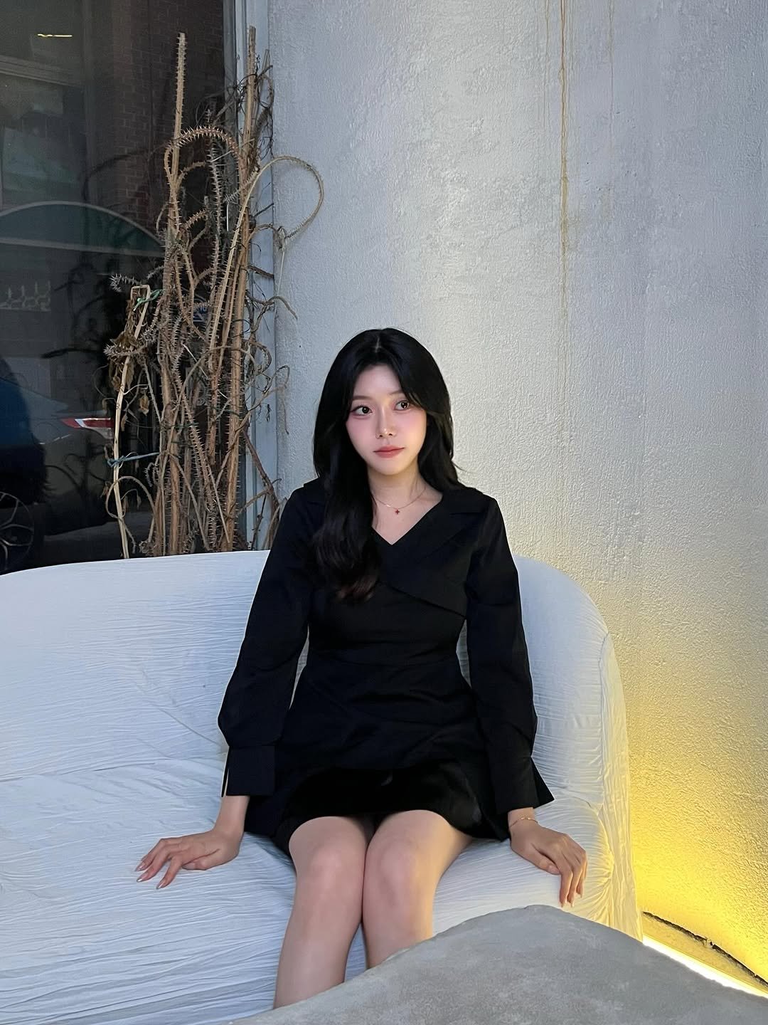 Photo shared by 가영 on March 24, 2026 tagging @ririnco_official. May be an image of chaise lounge, dress and text.