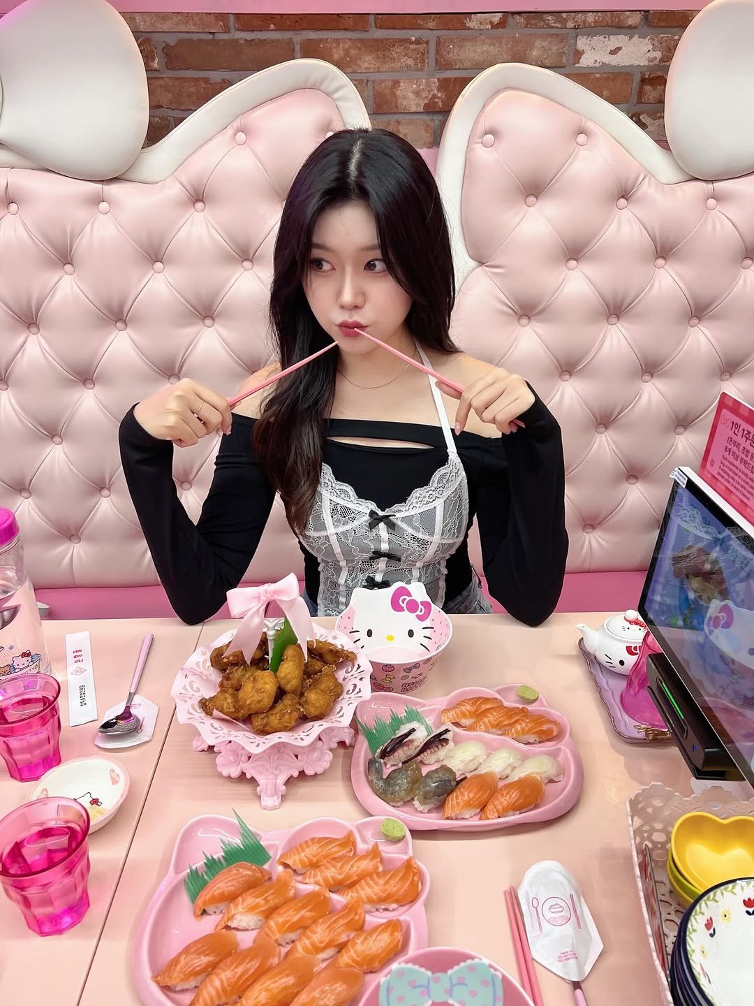 Photo by 가영 on February 08, 2026. May be an image of sushi, chopsticks and text.