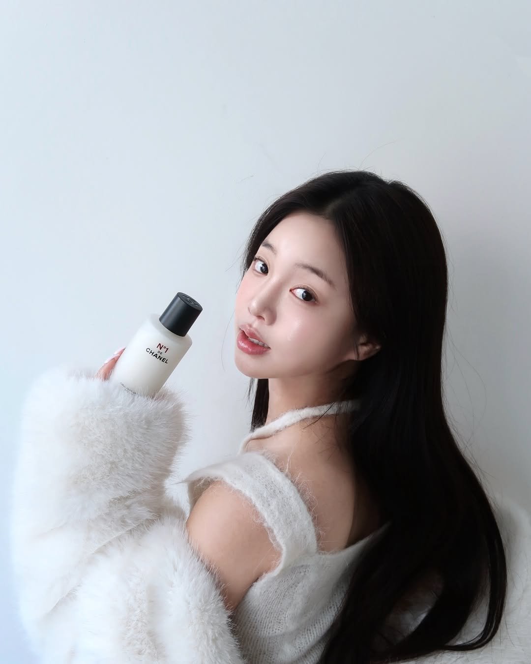 ootd styling korean style girl cafe date weekend fashion street style lookbook 주말 카페 데이트 데이트룩 애슬레져룩 오오티디 패션 코디 스타일링 selca selfie denim influencer 인플루언서 릴스 팝업 뷰티