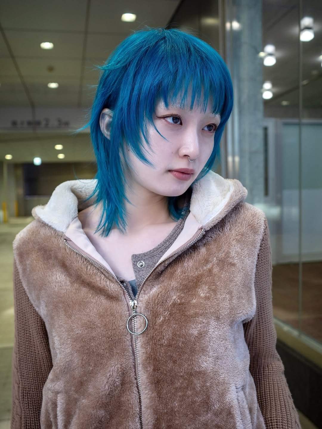 Photo shared by TOMO 渋谷 美容師  ハイトーン/ボブ 矢崎友也 on January 19, 2026 tagging @geeks_shibuya. May be a closeup of one or more people, hair and text.