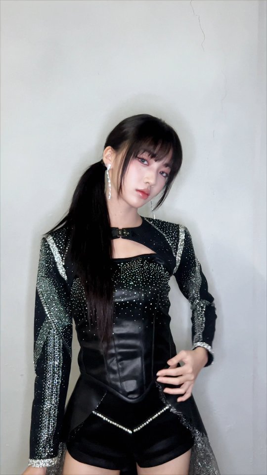 genblue.official 게시물 이미지: 🪞
[MIRROR INTO OURSELVES] 倒數3天
GENBLUE LIVE IN...