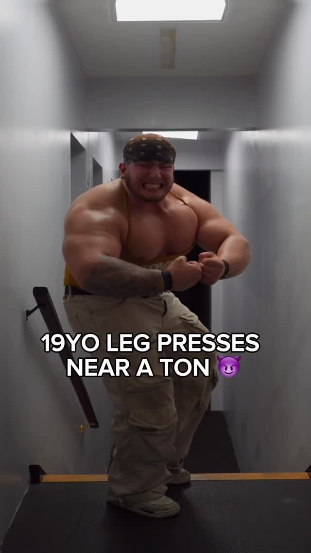 gentilelifts 게시물 이미지: STRONG LEGS ARE MANDATORY 💪🏽

@youngla |...