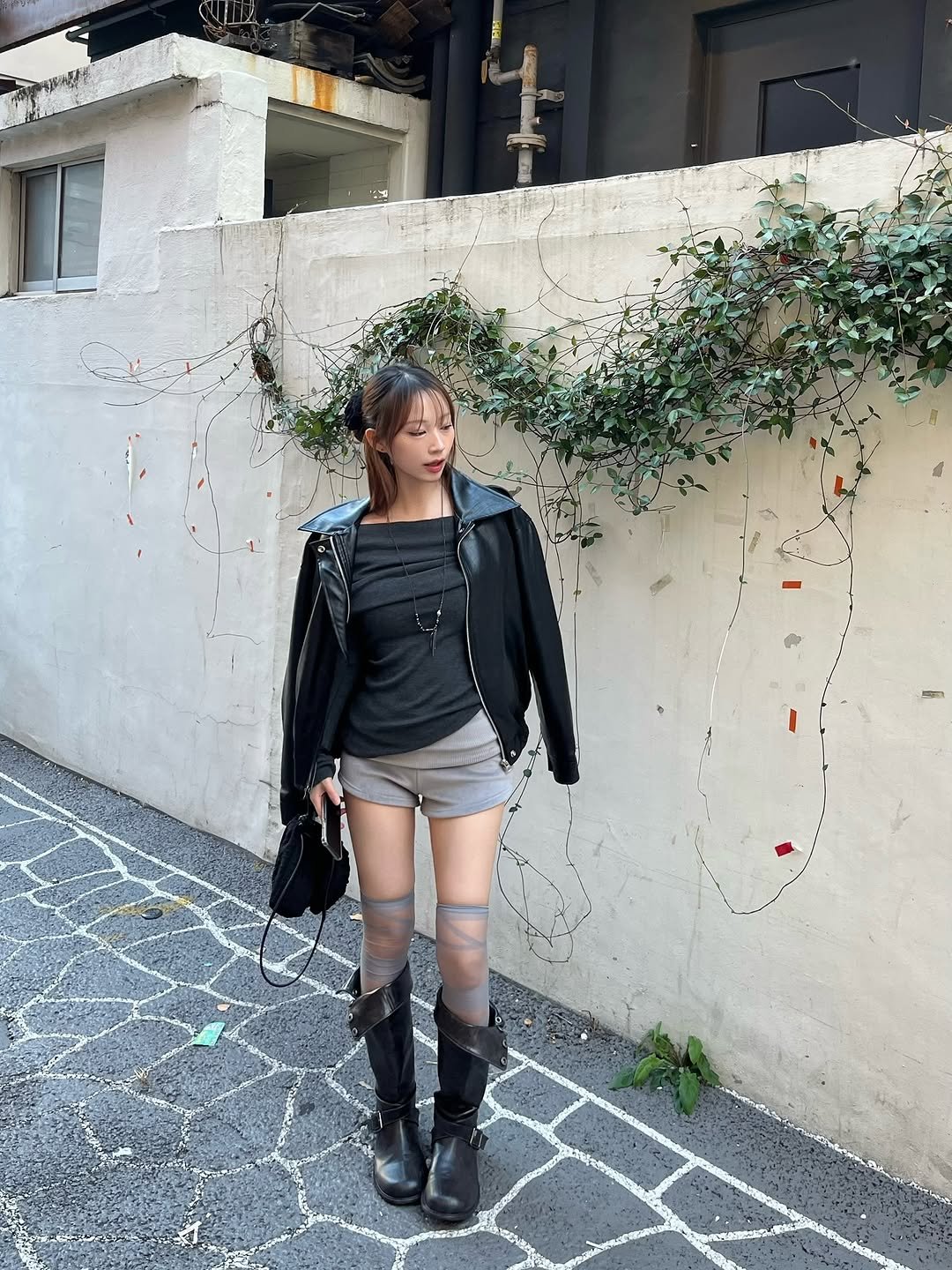 Photo shared by 은진 on November 01, 2025 tagging @synerjyn_official. May be an image of miniskirt and text.