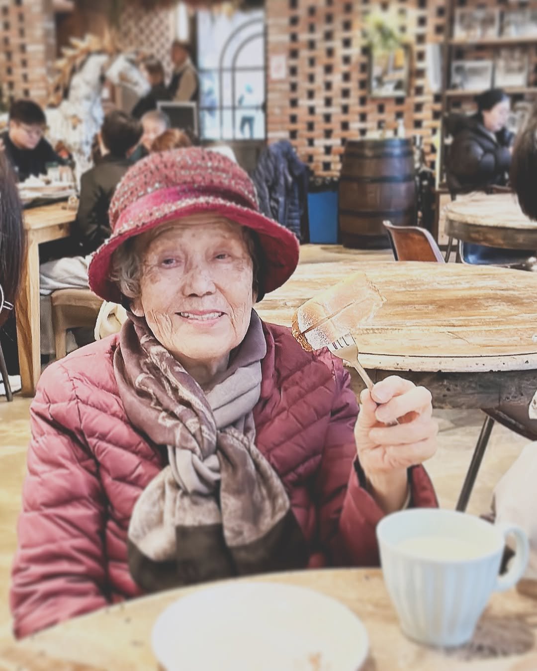 Photo by 김현원 on April 01, 2025.