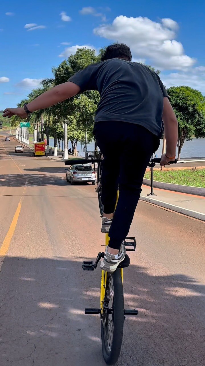 geracao_bike 게시물 이미지: Me segue @pedroaraujou1