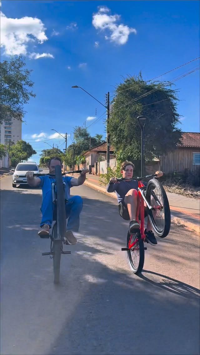 geracao_bike 게시물 이미지: Pai e filho 🚀🔥