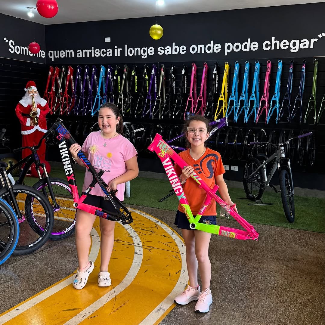 Photo by Geração Bike on November 04, 2025. May be an image of bicycle, sports equipment, outdoors and text.