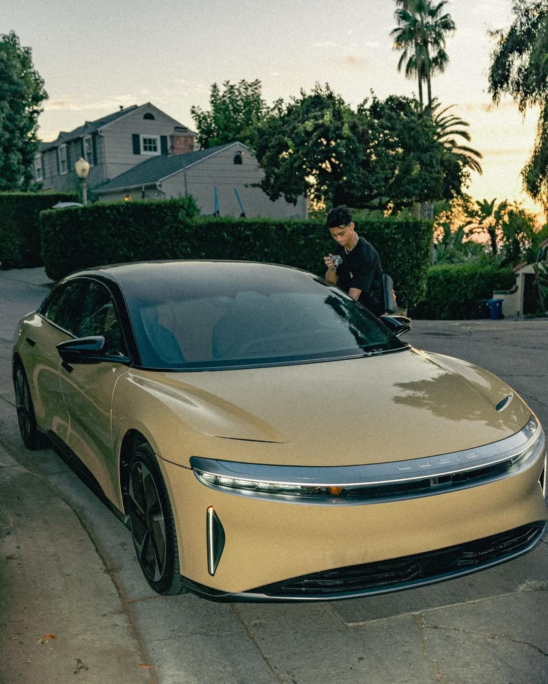 Photo shared by GERALD WELLY on November 09, 2023 tagging @lucidmotors, and @stars.in.the.ceiling.