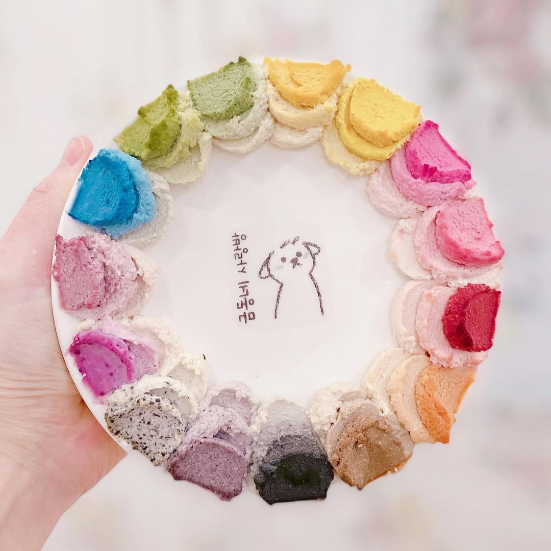 Photo by 금동네 사랑방 │ 펫푸드 전문가 금동쌤👩🏻‍🍳 │ 잠실 강아지 수제간식 공방 │ 𝐒𝐢𝐧𝐜𝐞 𝟐𝟎𝟐𝟏 on August 30, 2022.