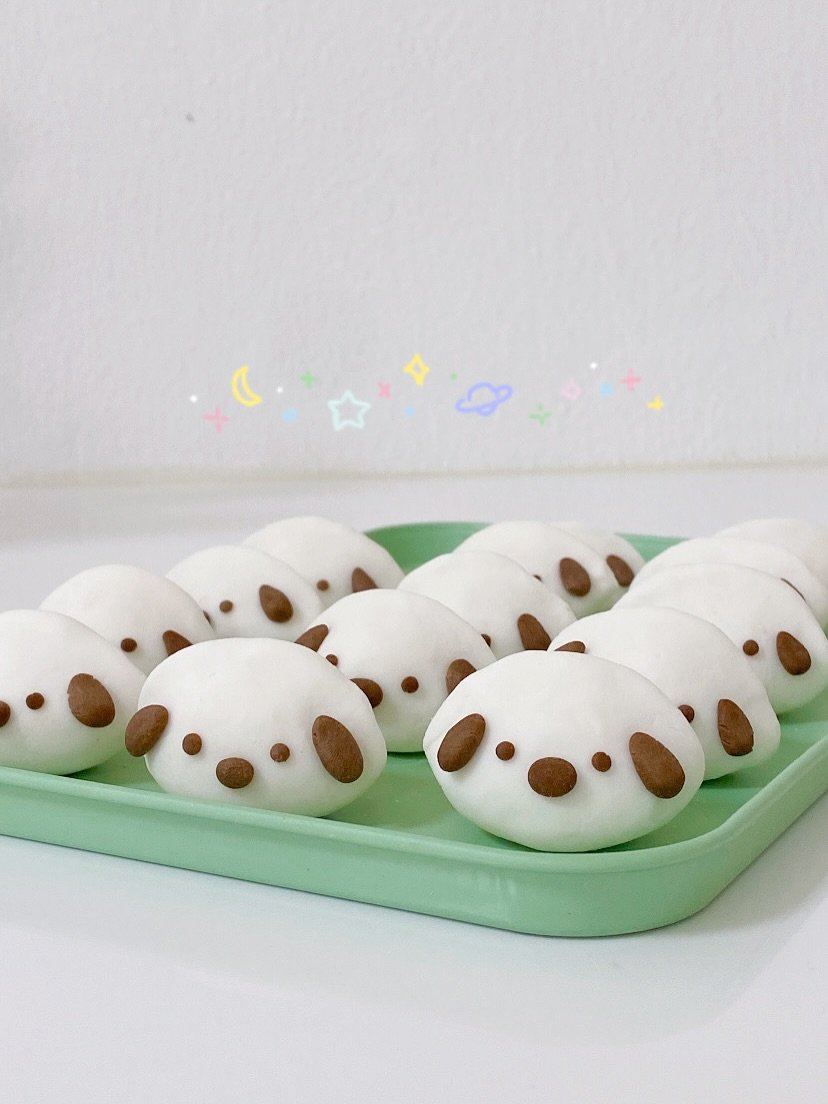 Photo by 금동네 사랑방 │ 펫푸드 전문가 금동쌤👩🏻‍🍳 │ 잠실 강아지 수제간식 공방 │ 𝐒𝐢𝐧𝐜𝐞 𝟐𝟎𝟐𝟏 on September 27, 2025. May be an image of dessert, buns and text.