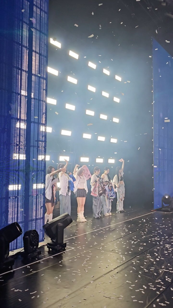 gfriendofficial 게시물 이미지: 맞닿은 #여자친구 #GFRIEND 와 #버디 #BUDDY 마음은 다르지 않아♥ @...