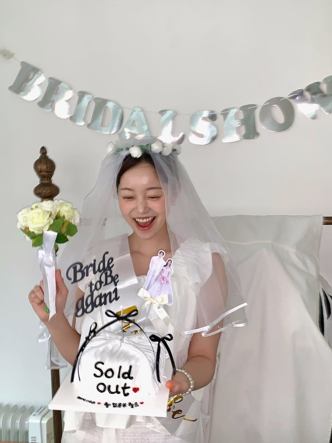 Photo by 김가은 on September 06, 2025. May be an image of prairie gentian and baby's-breath.