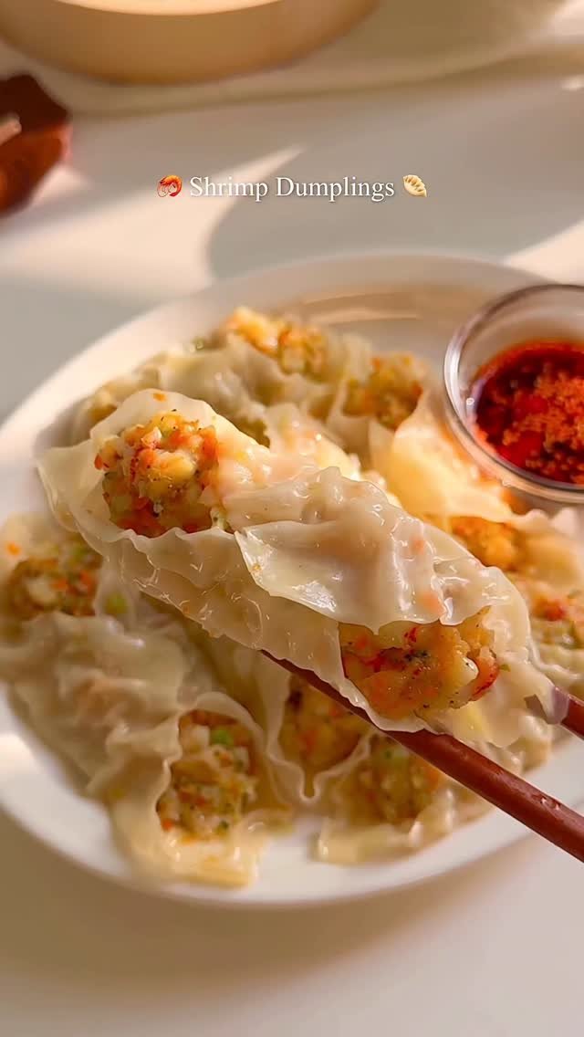 ggoni_kitchen 게시물 이미지: 부들부들 새우 가득 딤섬🦐🥟
일반 생만두피 네모로 잘라서 얇게
밀어주면 쇼마이...