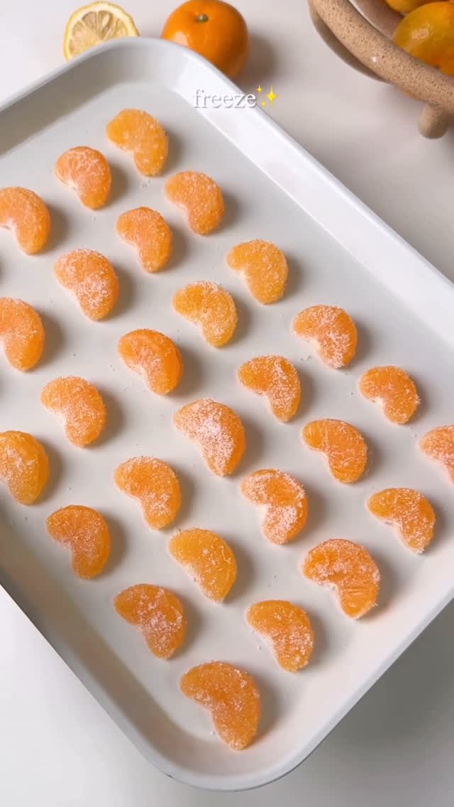 ggoni_kitchen 게시물 이미지: 겨울에 간식으로 계속 먹게되는 귤 아이스🧡
설탕대신 스테비아 묻혔는데
식감도...