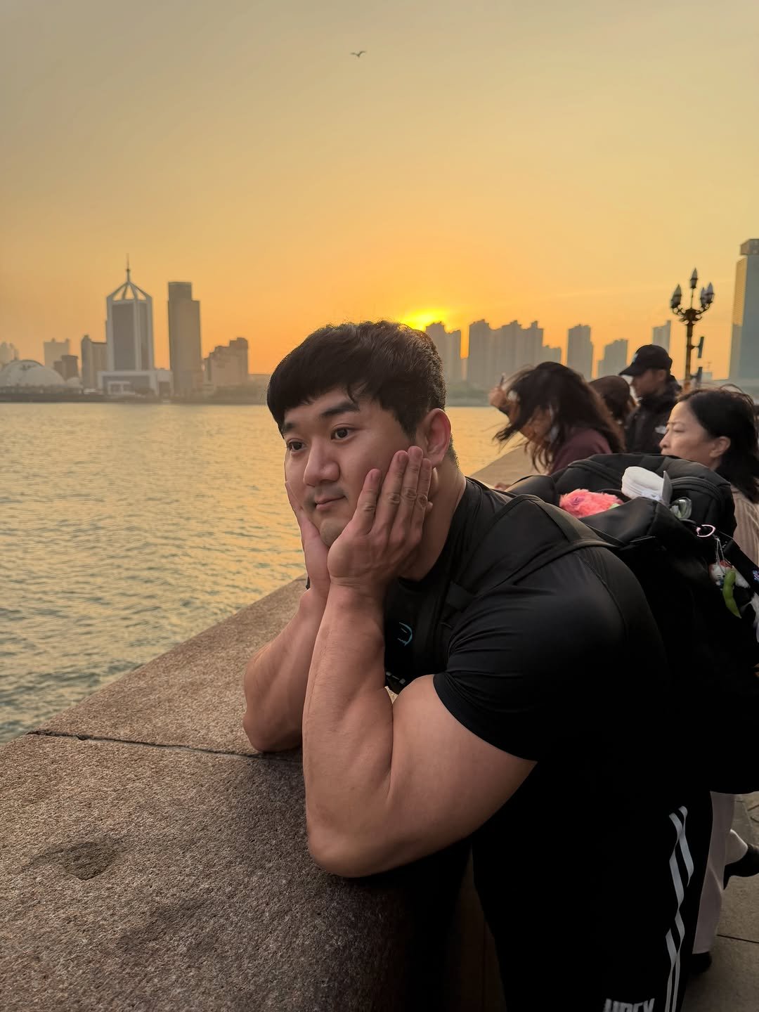 giant_seojun 게시물 이미지: 형이랑 바다보러갈래?