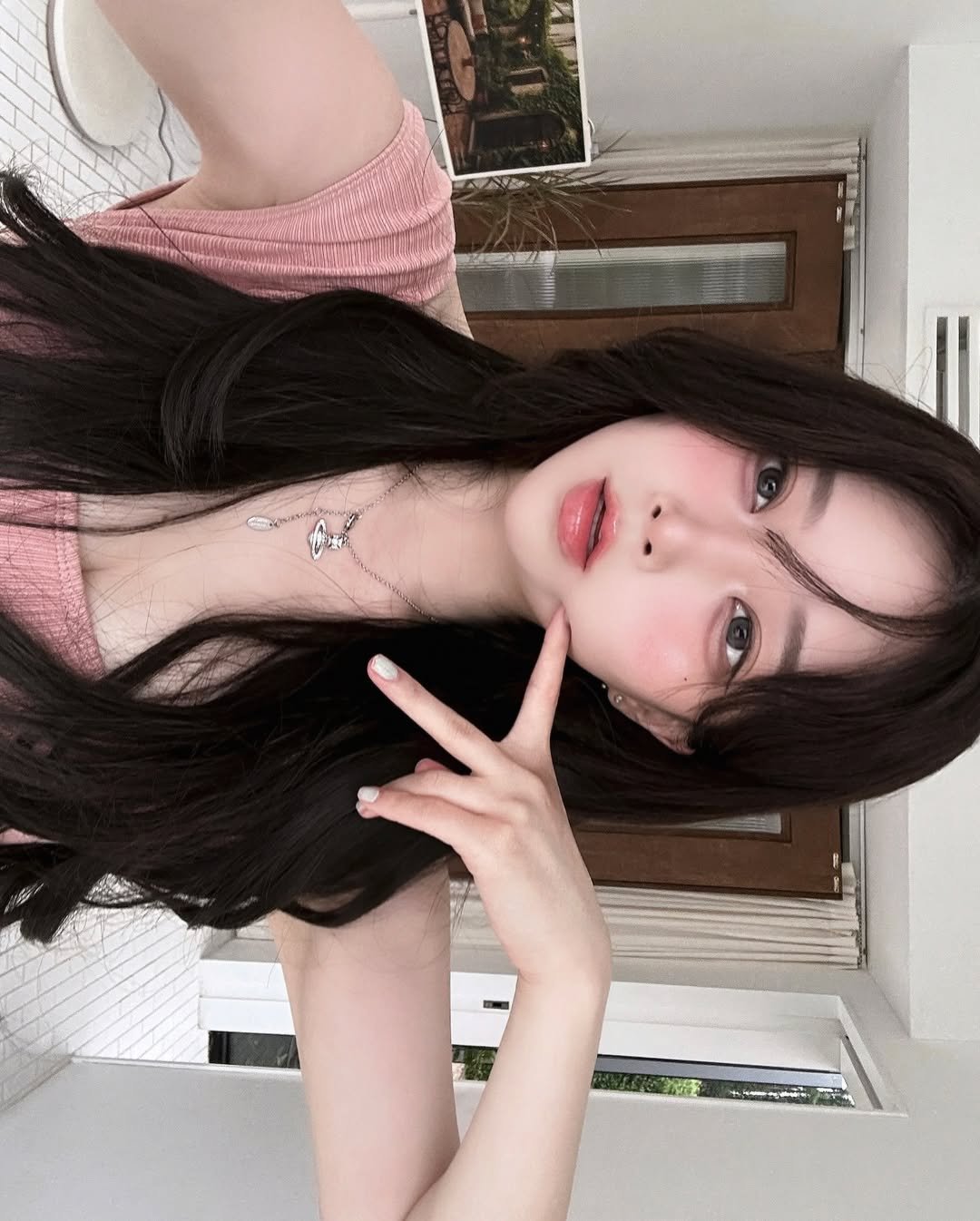 Photo by 오 지은 on July 31, 2025. May be a selfie of 1 person, hair and text.