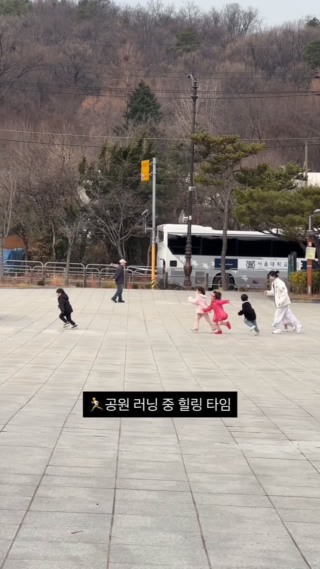 giving_dream 게시물 이미지: 🌸무궁화 꽃이 피었습니다 

너무 귀여워서 공유할 수밖에