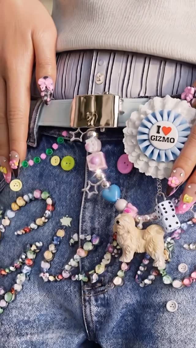 gizmo_kr_ 게시물 이미지: 3D 초보자 분들 주목 👖🤩💖❕

의상이나 인체도 넣어서 완성도 있게 배치하고...