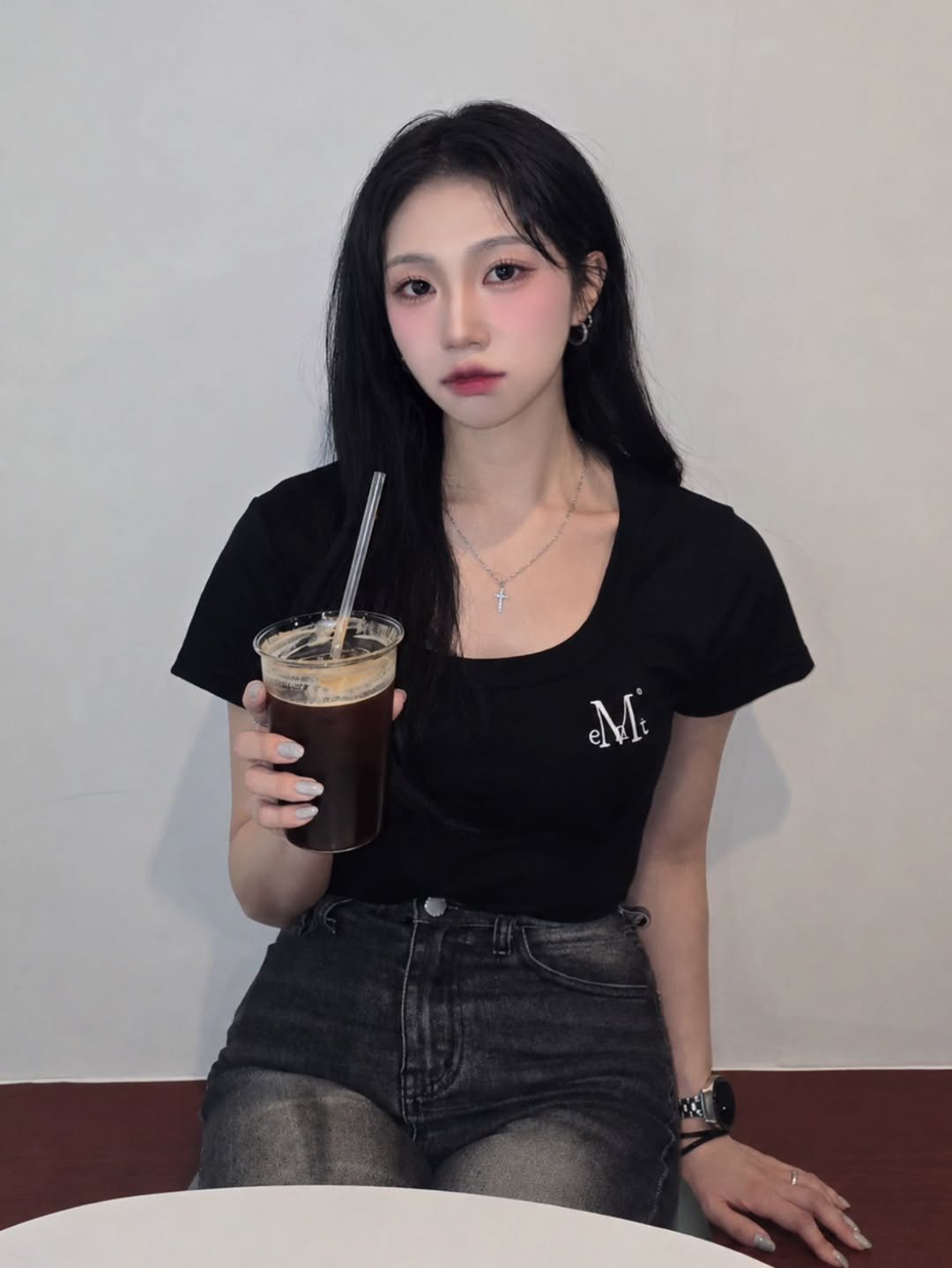 gj3mm37 게시물 이미지: #협찬 무센트로 보는 데일리 룩들✨️

🖤허리라인을 확 잡아주는 쫀쫀한 핏 감으로...