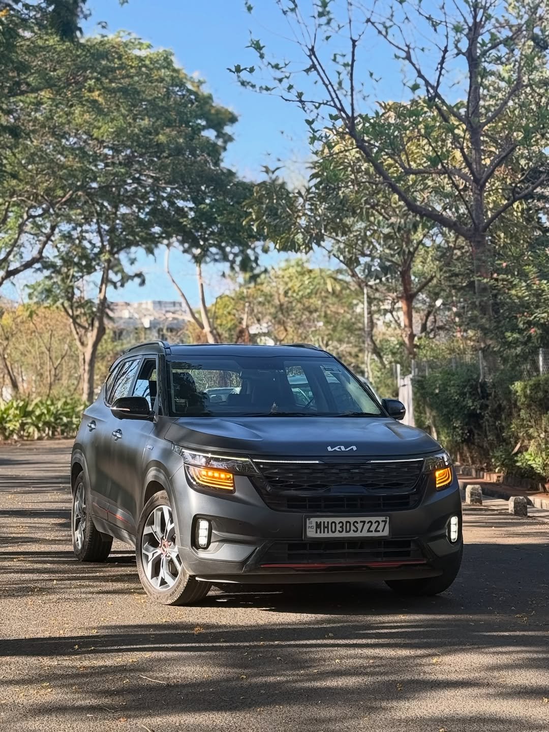 Photo by Glam Carzz on April 17, 2026. May be an image of jeep, car, truck, windshield, tire, wheel, road and text.