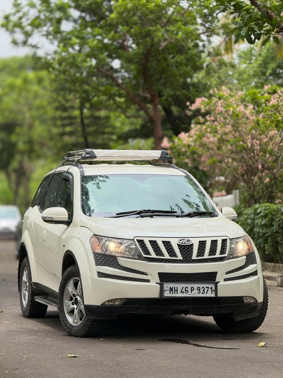 glam_carz 게시물 이미지: 2012 - MAHINDRA XUV 500 W8

 *DIESEL ⛽️*
*6...