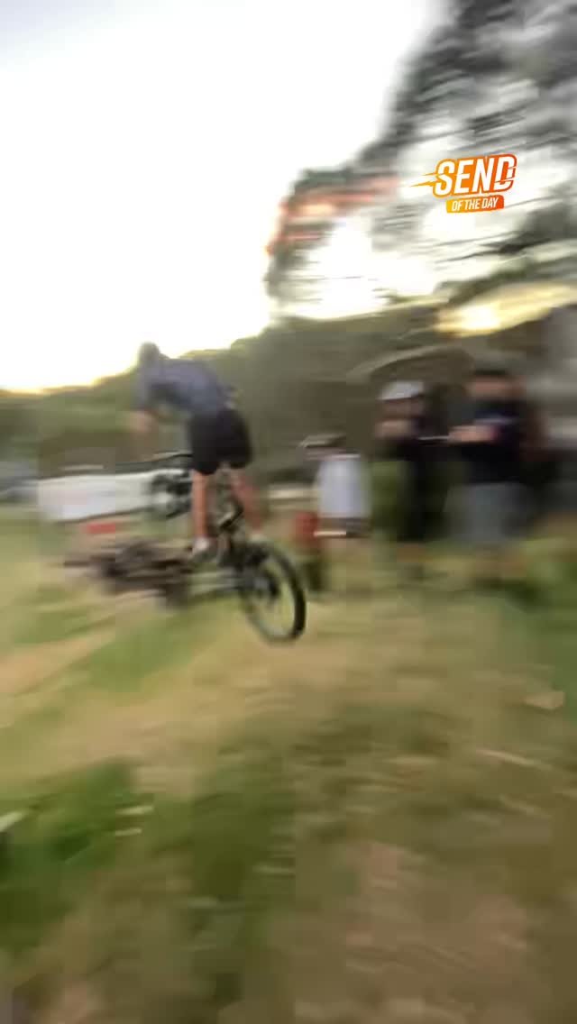 globalmountainbikenetwork 게시물 이미지: END Of The Day: Get your sickest sends into...