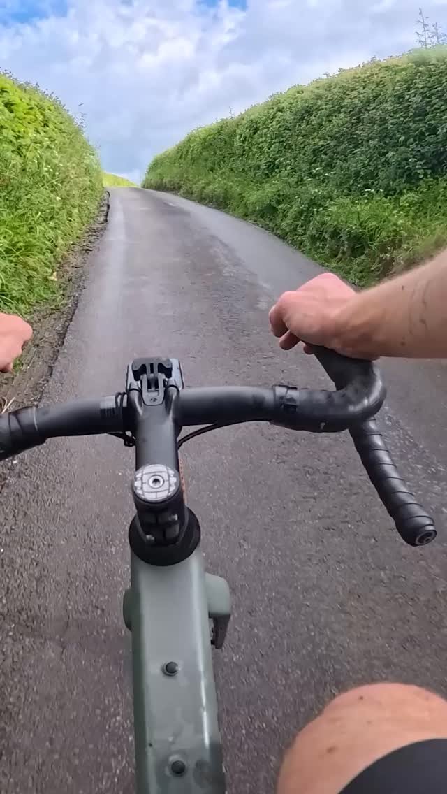 globalmountainbikenetwork 게시물 이미지: A Tailwind Is Good Until You Need To Head...