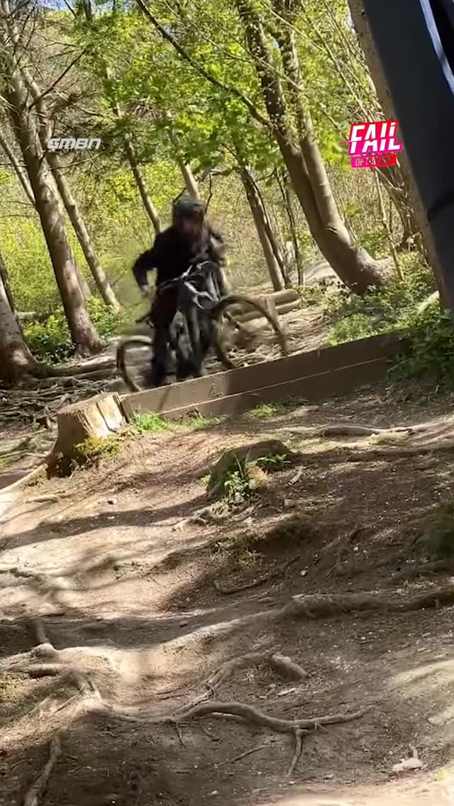 globalmountainbikenetwork 게시물 이미지: FAIL Of The Day: Get your gnarly fails into...