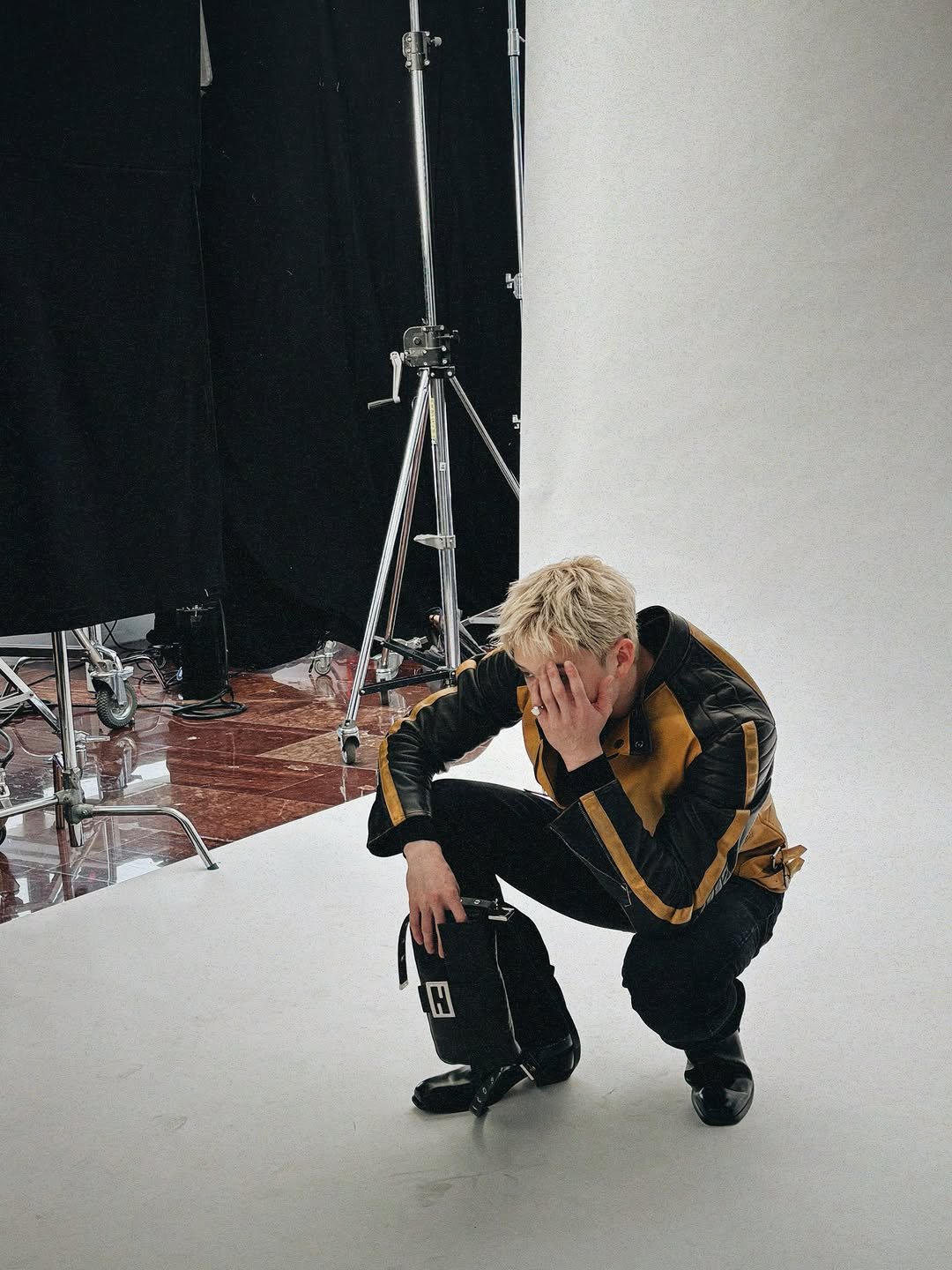 gnabnahc 게시물 이미지: Roma
#STAY