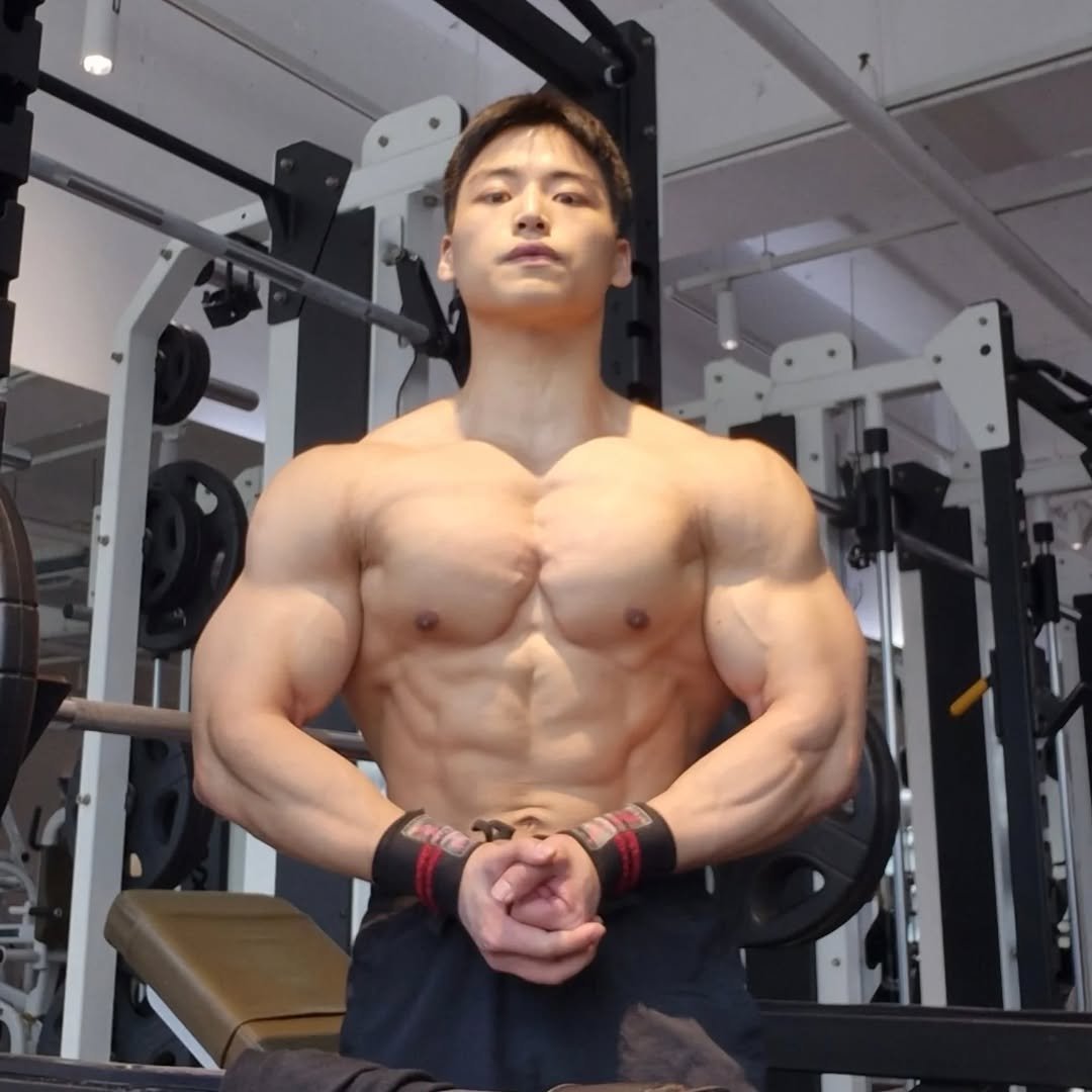 go_rip 게시물 이미지: 이렇게 작았나
.
.
.
#bodybuilding #natural
#workout...