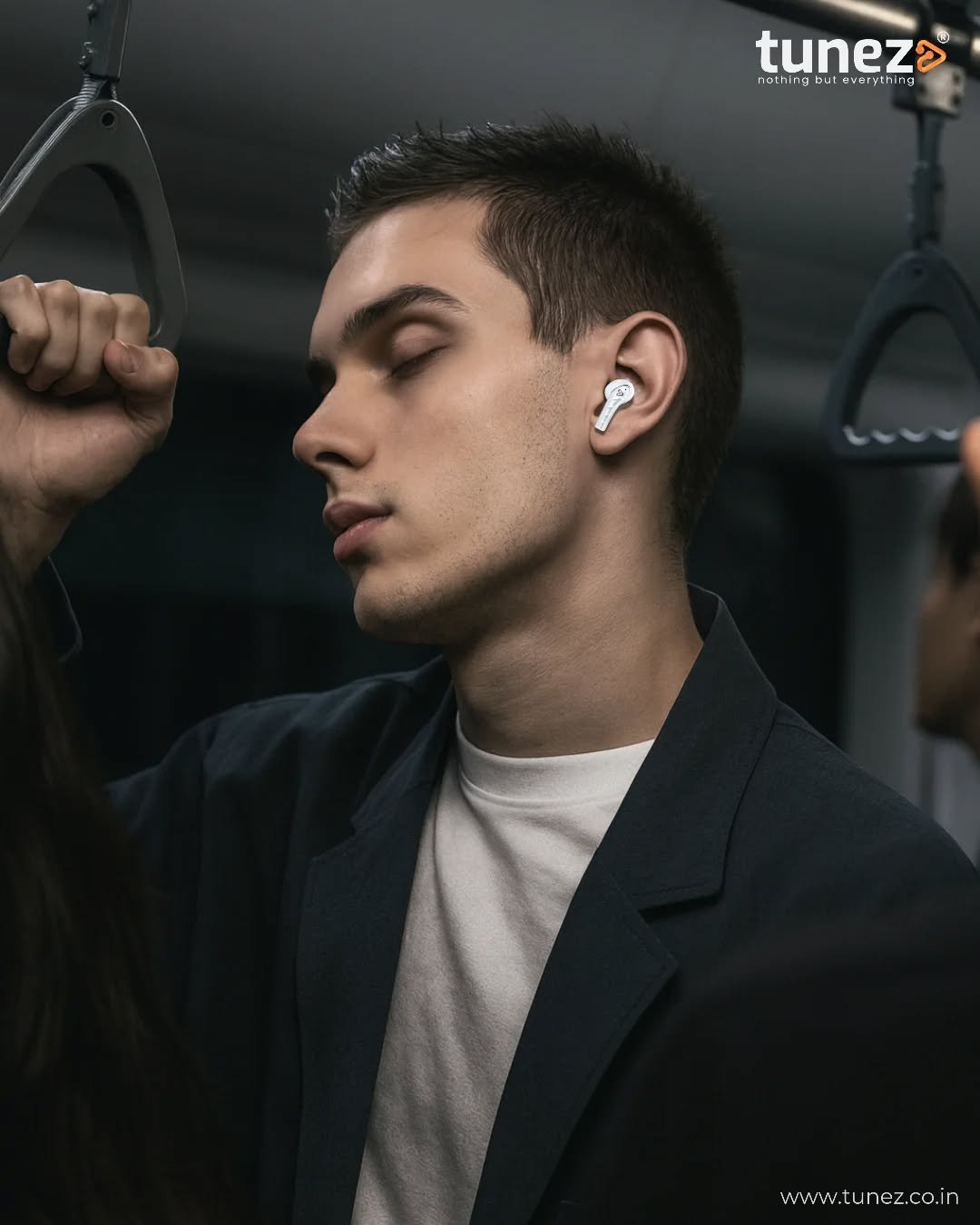 Photo by Tunez on October 13, 2025. May be an image of phone, portable cassette player and text that says 'tunez nathing DL everytning nothingLteverything ውርር rvt www.tunez.co.in'.