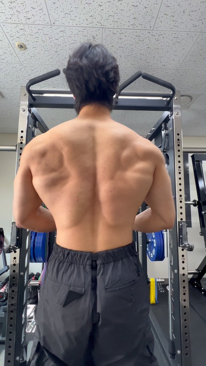 goat__strength 게시물 이미지: 풀업 10x10 선피로후 등운동🔥

#등운동 #풀업 #턱걸이