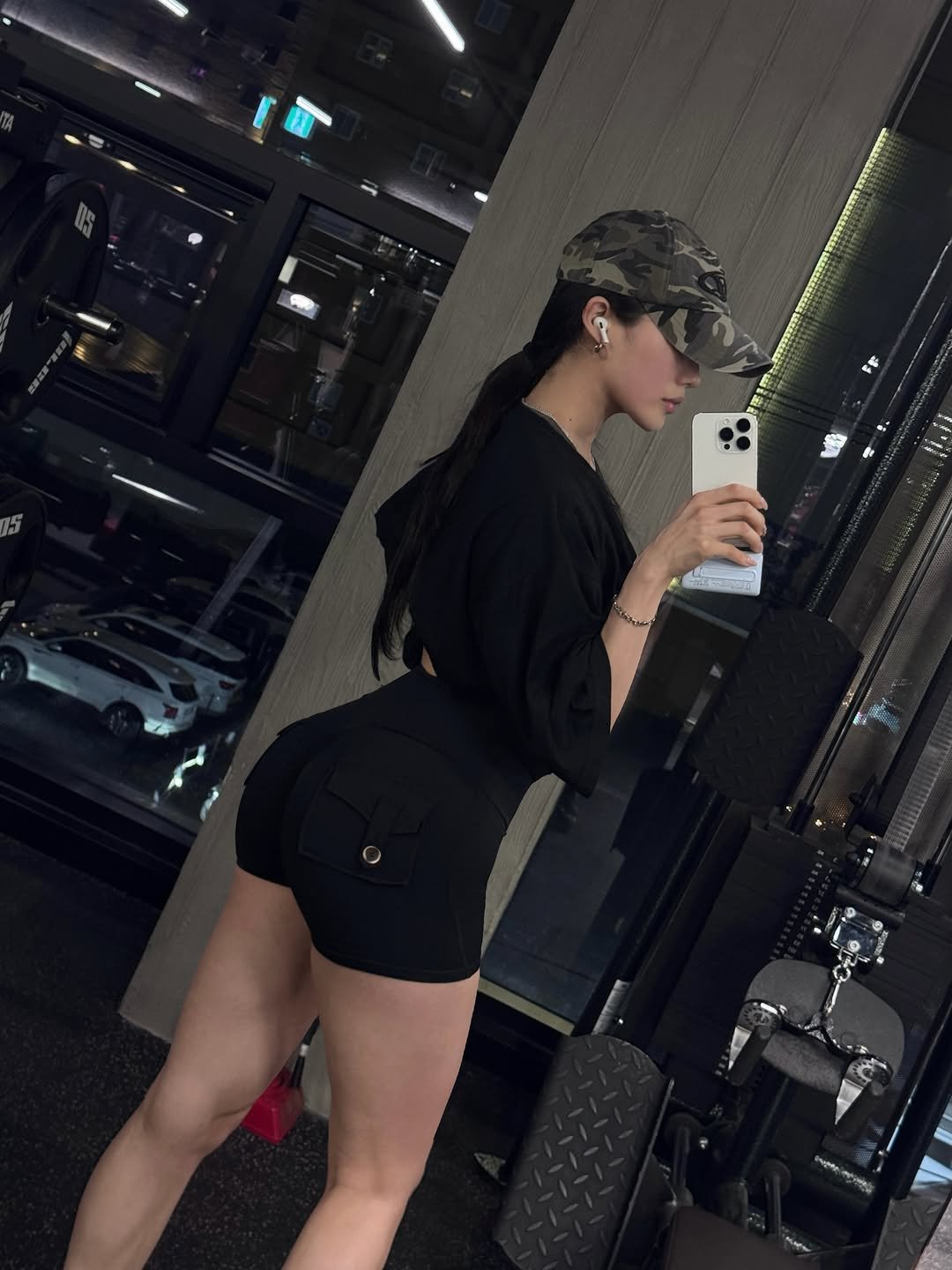 godasilver_ 게시물 이미지: 우리 모두 자기관리하는 멋쟁이가 되어보아요 👑

#gym #짐웨어 #헬스 #운동