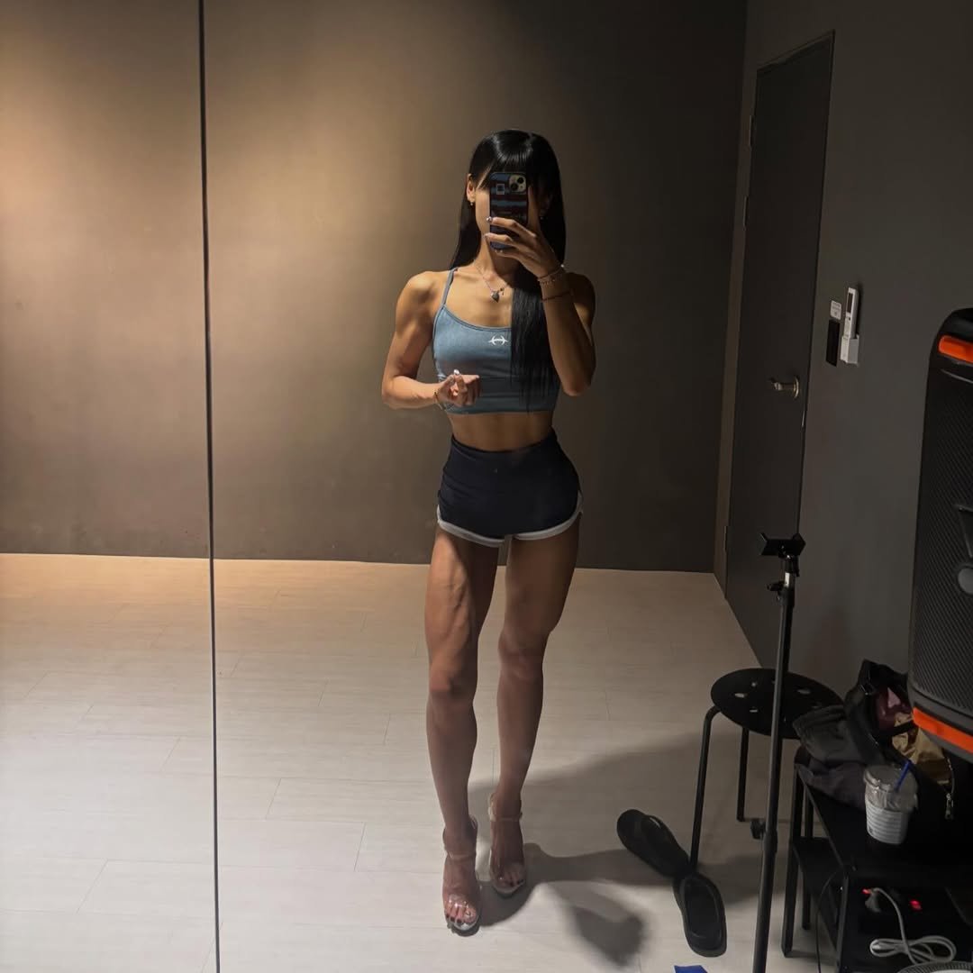 godjjeong 게시물 이미지: 빨리 따뜻해져서 온 동네방네 뛰어다니고 싶다🥹
여름맞이 다이어트 가보쟈~~~
#빵끊기1일차