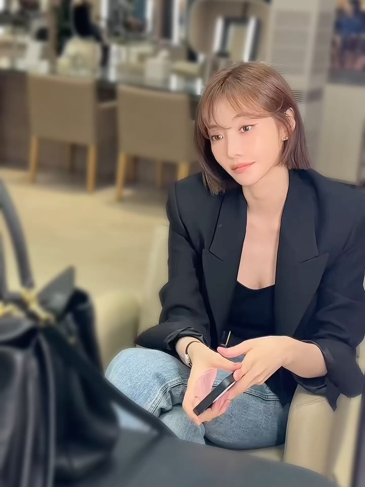 gojoonhee 게시물 이미지: 💙