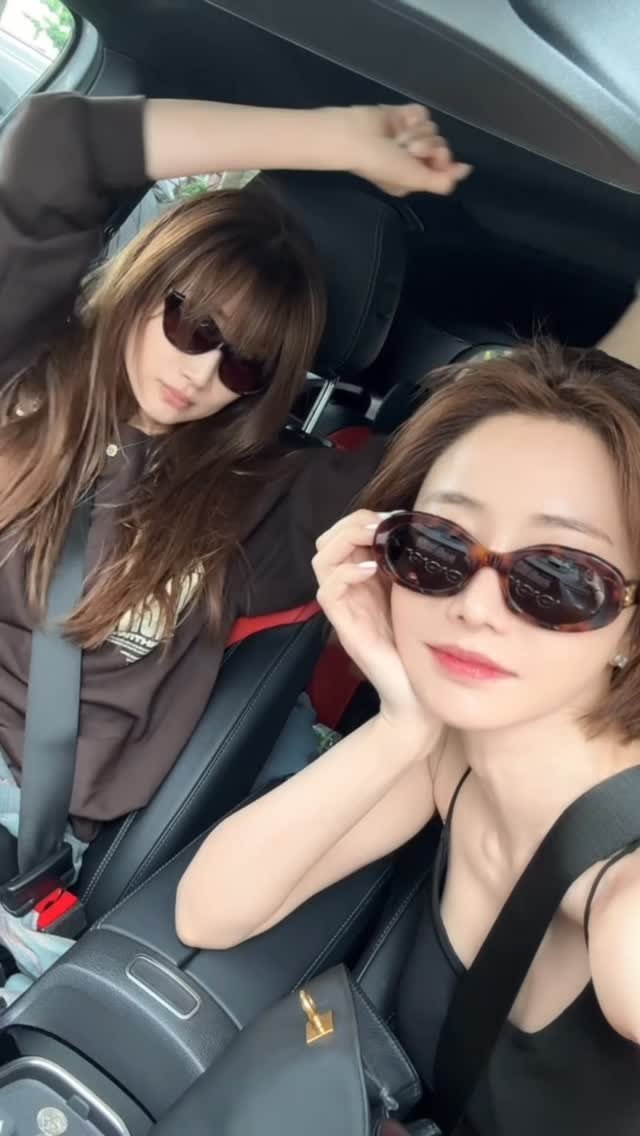 gojoonhee 게시물 이미지: #BESTFRIEND ❤️ 사랑해 ❤️ お互い目だけ見ても全部分かる私たち❤️ 😎