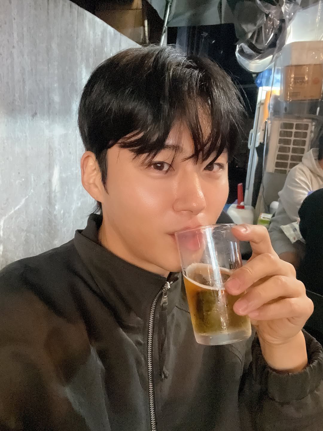 Photo by 황금상 on November 11, 2025. May be an image of beer and text.