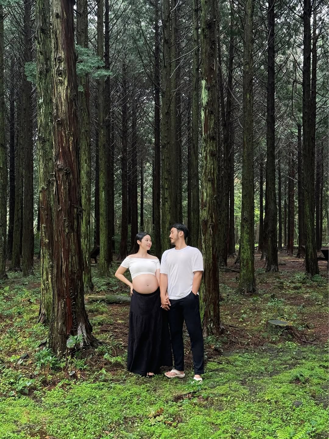 Photo shared by 행운이🍀 on April 23, 2026 tagging @min_._nim, and @golf_bbu. May be an image of outdoors and text.