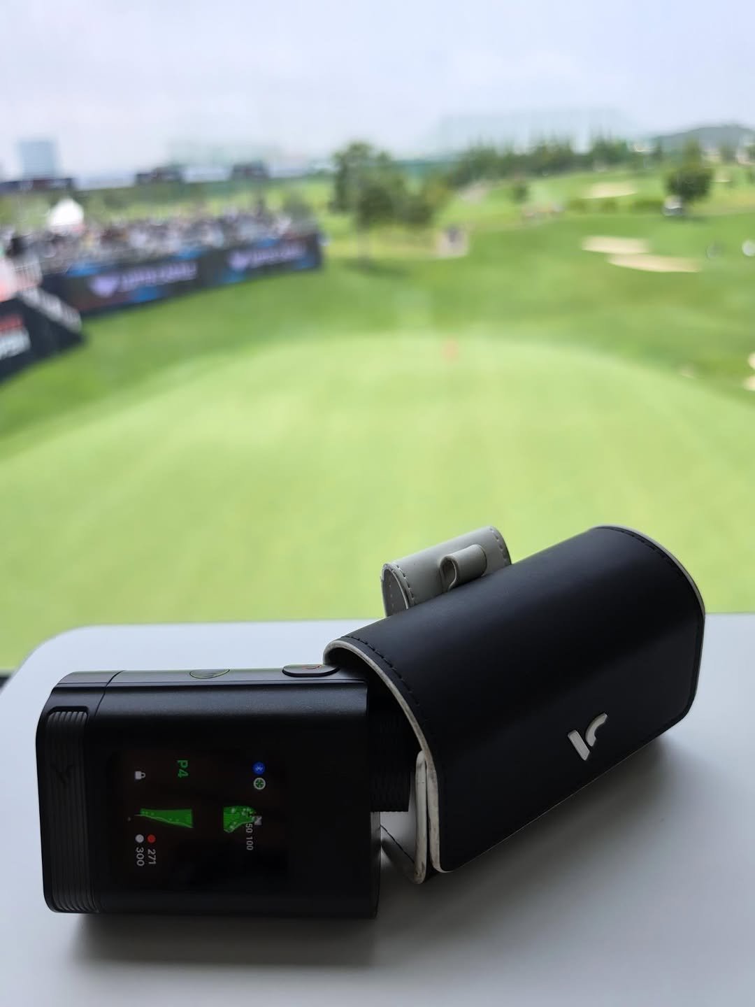 golfer_apro 게시물 이미지: #보이스캐디 #SLmini #갤러리필수템 
#골프갤러리 #레이저거리측정기

저는...