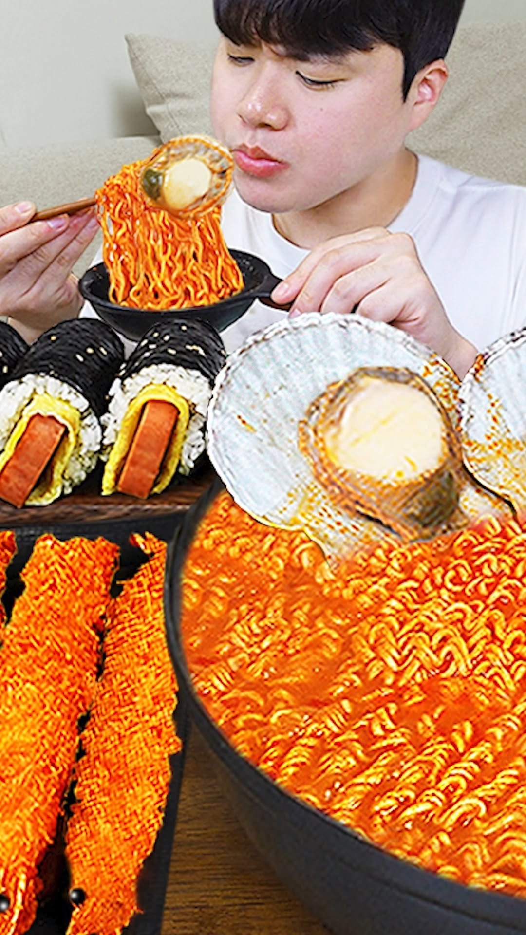 gongsam_table 게시물 이미지: Seafood Ramyeon & Gimbap Mukbang!!!...