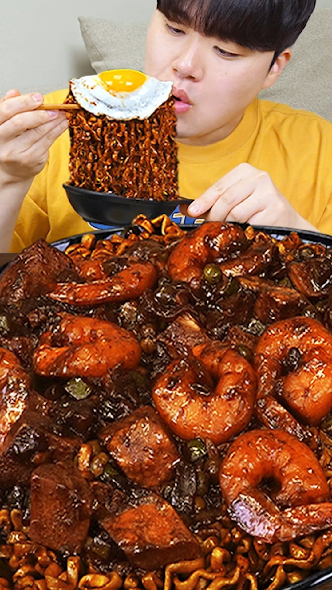 gongsam_table 게시물 이미지: Jjapagetti & Cheetos Chicken...