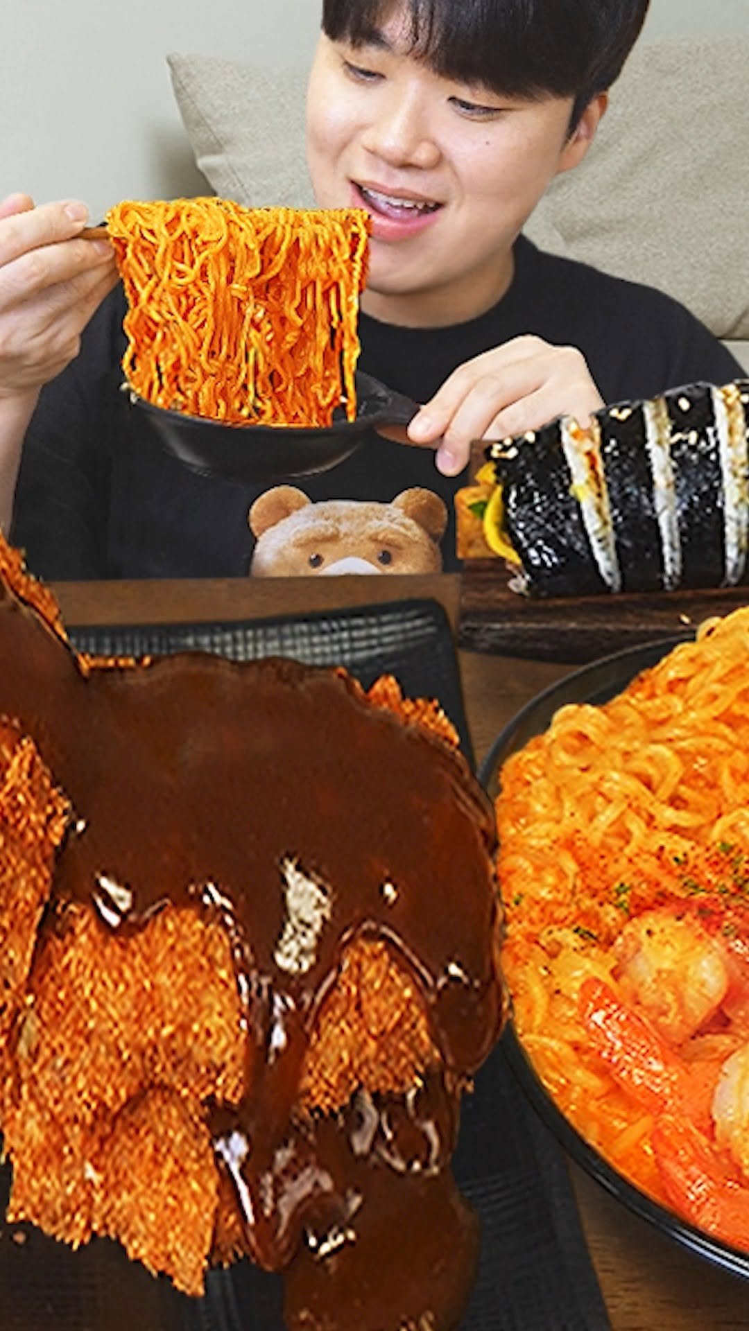 gongsam_table 게시물 이미지: Youtube➡GONGSAM TABLE 이공삼
.
Rose ramyeon &...